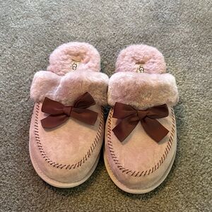UGG Women's Soft Pink Slippers with Chocolate Bow